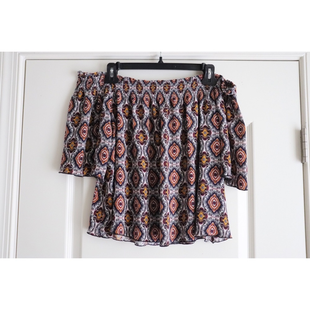 Gimmicks Off Shoulder Blouse